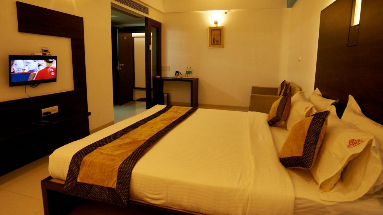 Hotel Golden View Sirdi Kültér fotó