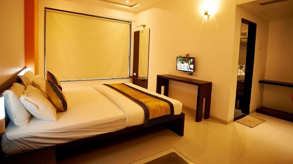 Hotel Golden View Sirdi Kültér fotó