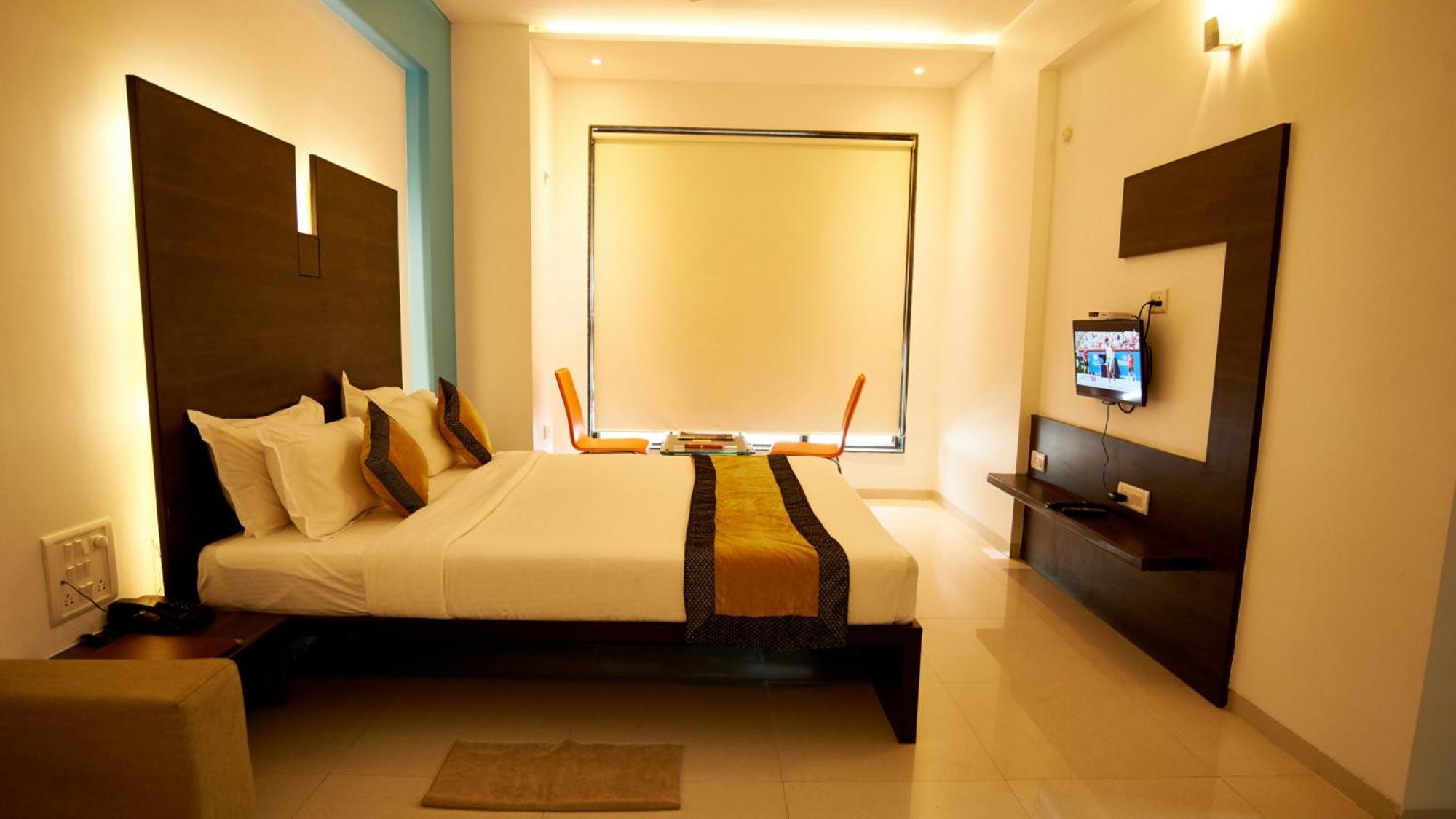 Hotel Golden View Sirdi Kültér fotó