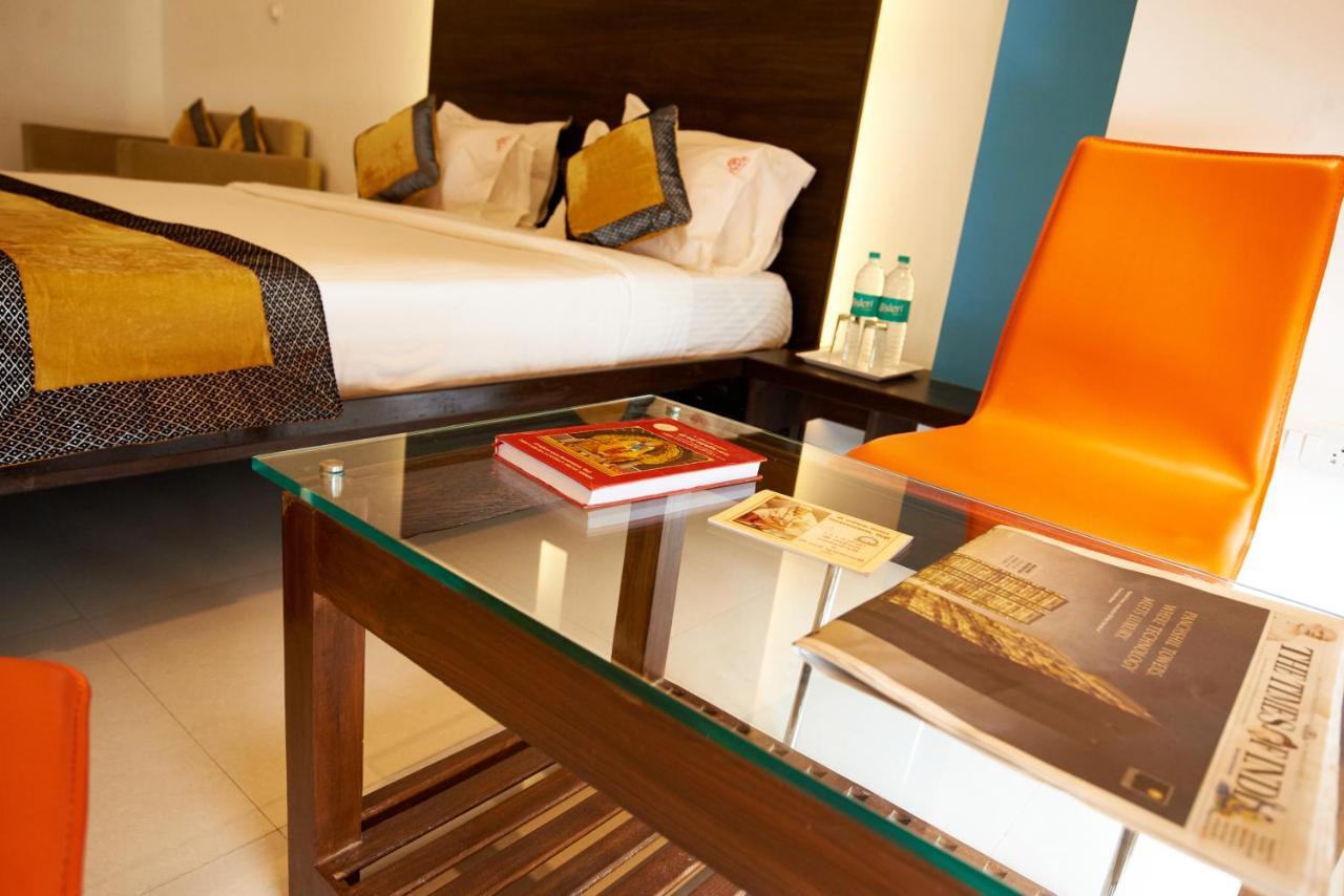 Hotel Golden View Sirdi Kültér fotó